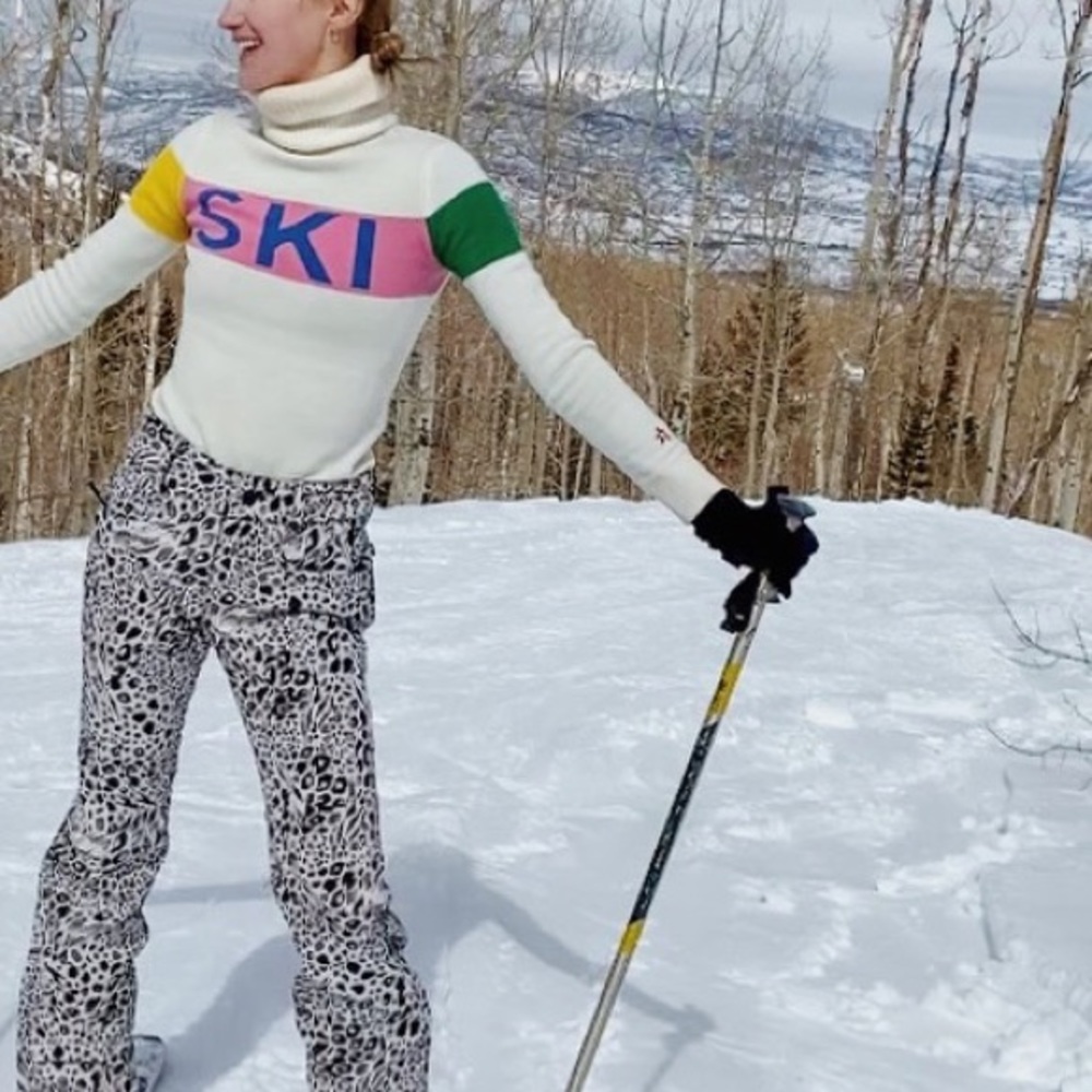 Ski turtleneck sweater - retro design - ski designer brand Perfect Moment